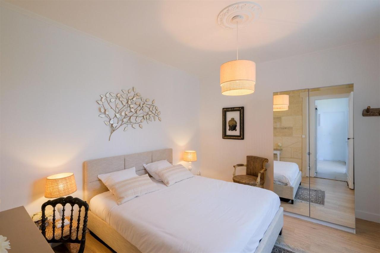 Les Suites D'Alienor-Suite Acanthe Pessac Exterior foto
